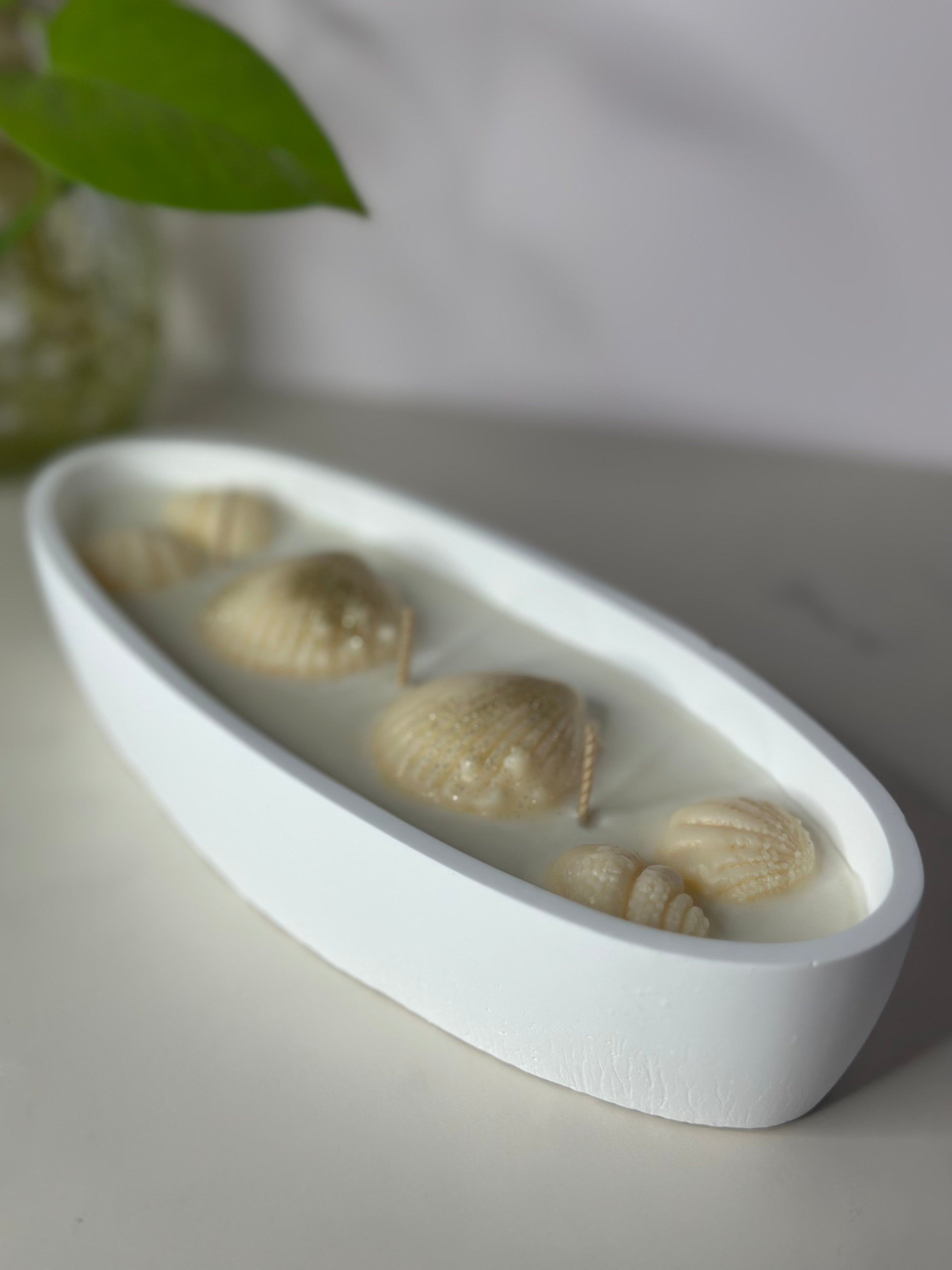 La bougie ASUR – Parfum Éclat d’Agrumes & Brise Marine