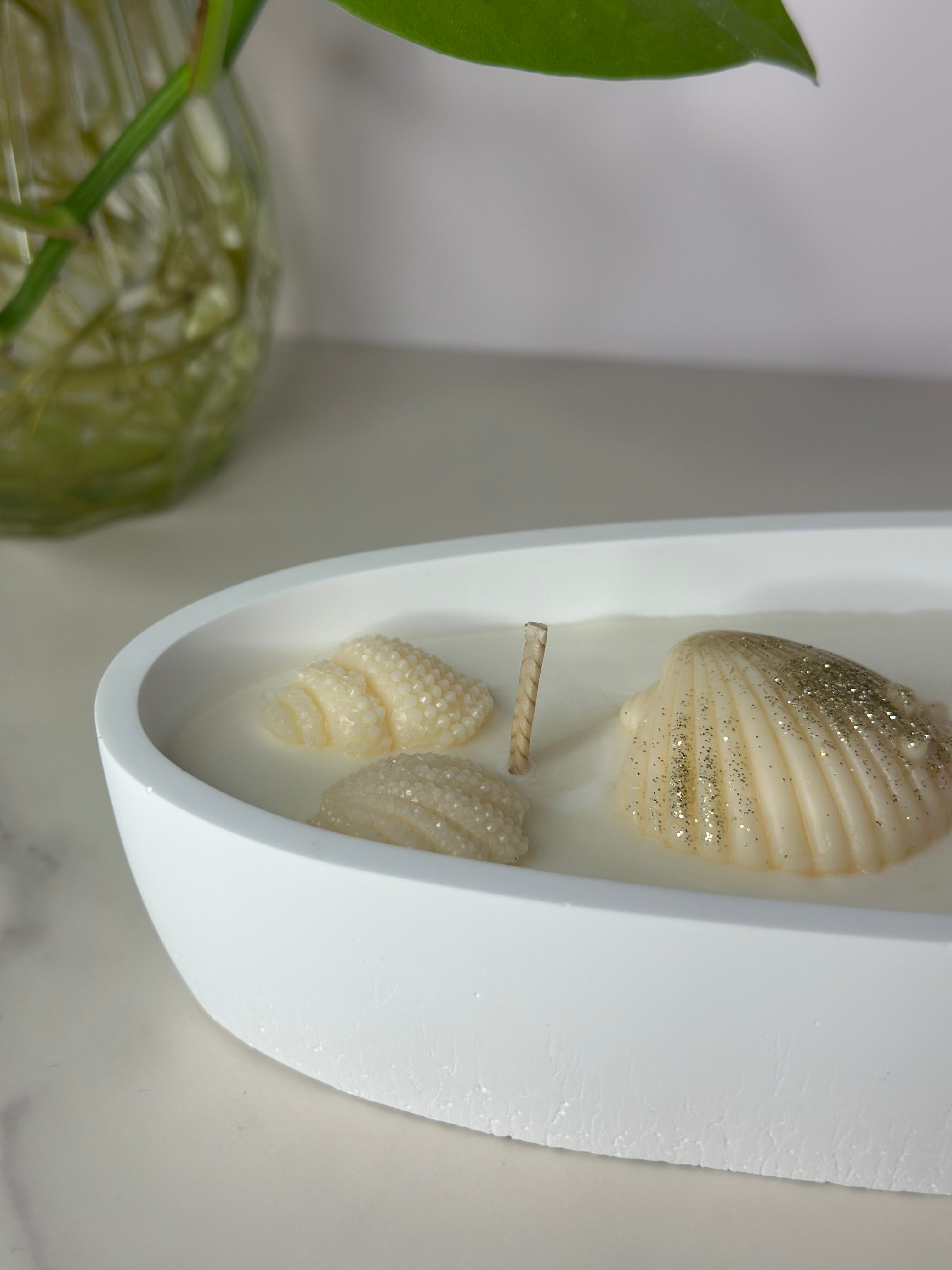 La bougie ASUR – Parfum Éclat d’Agrumes & Brise Marine